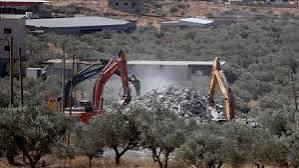 قوات الاحتلال تهدم مغسلة مركبات في حوسان غرب بيت لحم
